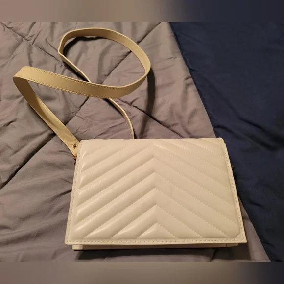 Bone White Cream Small Fake Quilted Crossbody Adjustable Strap Shoulder Bag - Picture 2 of 5